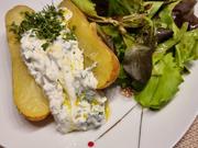 Backkartoffeln mit Knoblauch-Kräuterquark und Leinöl mit Salat - Rezept - Bild Nr. 16619