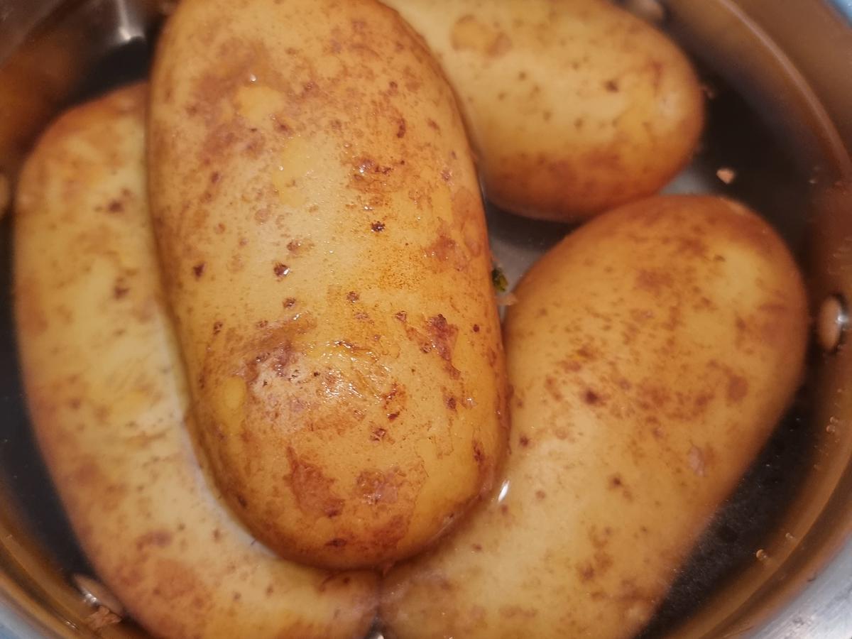 Backkartoffeln Mit Knoblauch Kr Uterquark Und Lein L Mit Salat Rezept