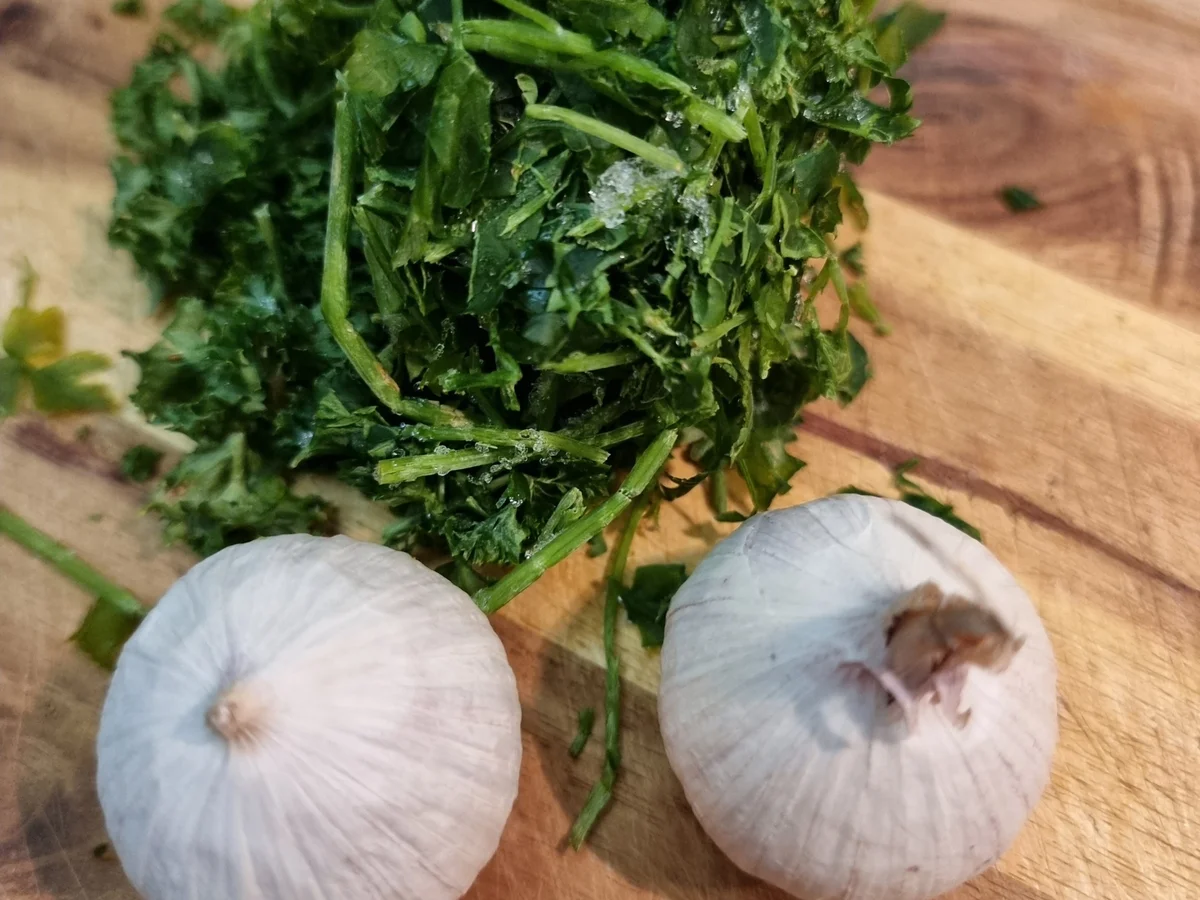 Rezept: Backkartoffeln mit Knoblauch-Kräuterquark und Leinöl mit Salat Bild Nr. 16623 Backkartoffeln mit Knoblauch-Kräuterquark und Leinöl mit Salat - Rezept - Bild Nr. 16623