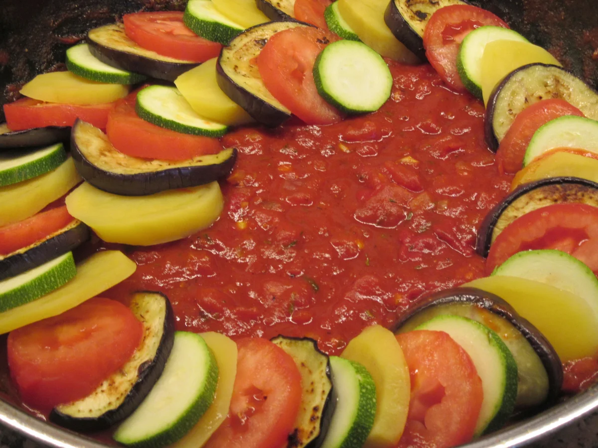 Gemüse: Ratatouille-Pfanne mit Schafskäse - Rezept - Bild Nr. 16641