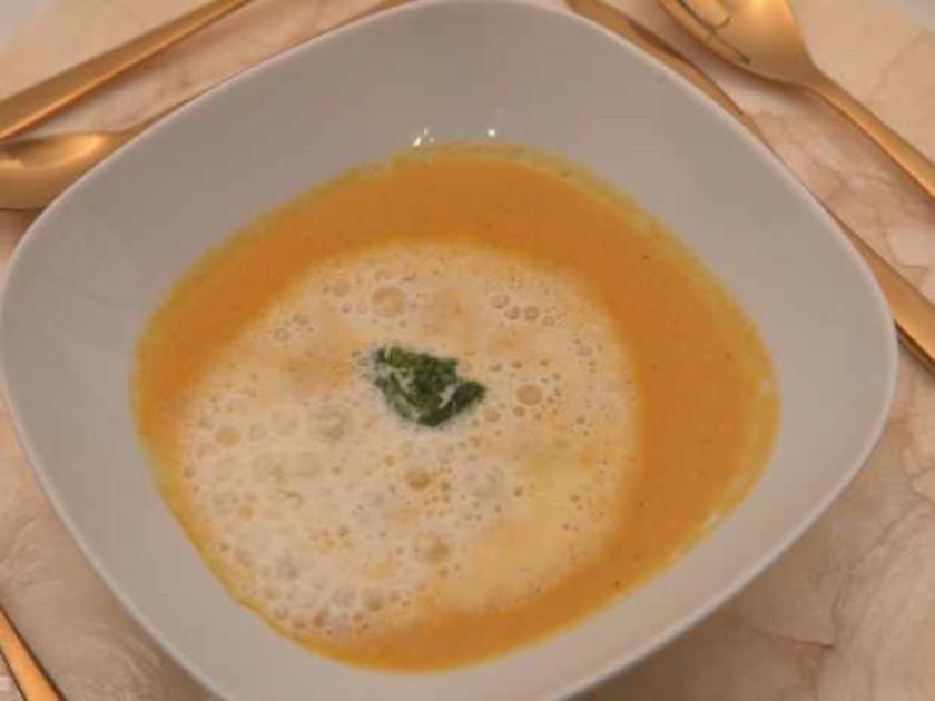 Karottensuppe mit Baguette und Bärlauch Pesto - einfach - von Das ...