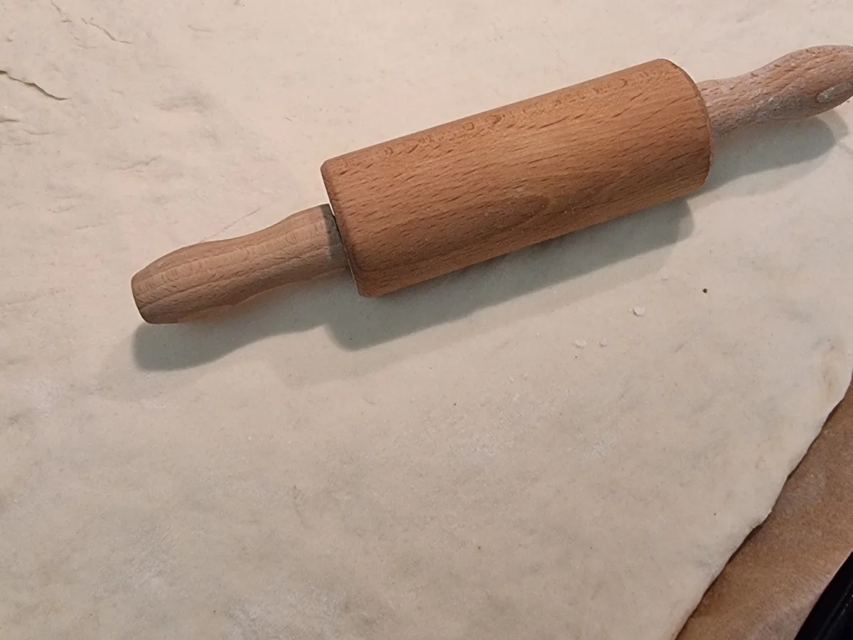 Scharfe Pizza mit Pilzen und Schinken - Rezept - Bild Nr. 16652