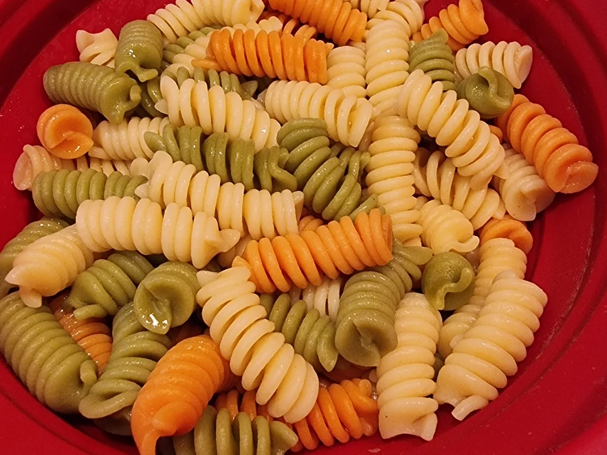 Nudeln mit Ziegenkäse ,Feldsalat und Feigen - Rezept - Bild Nr. 16651