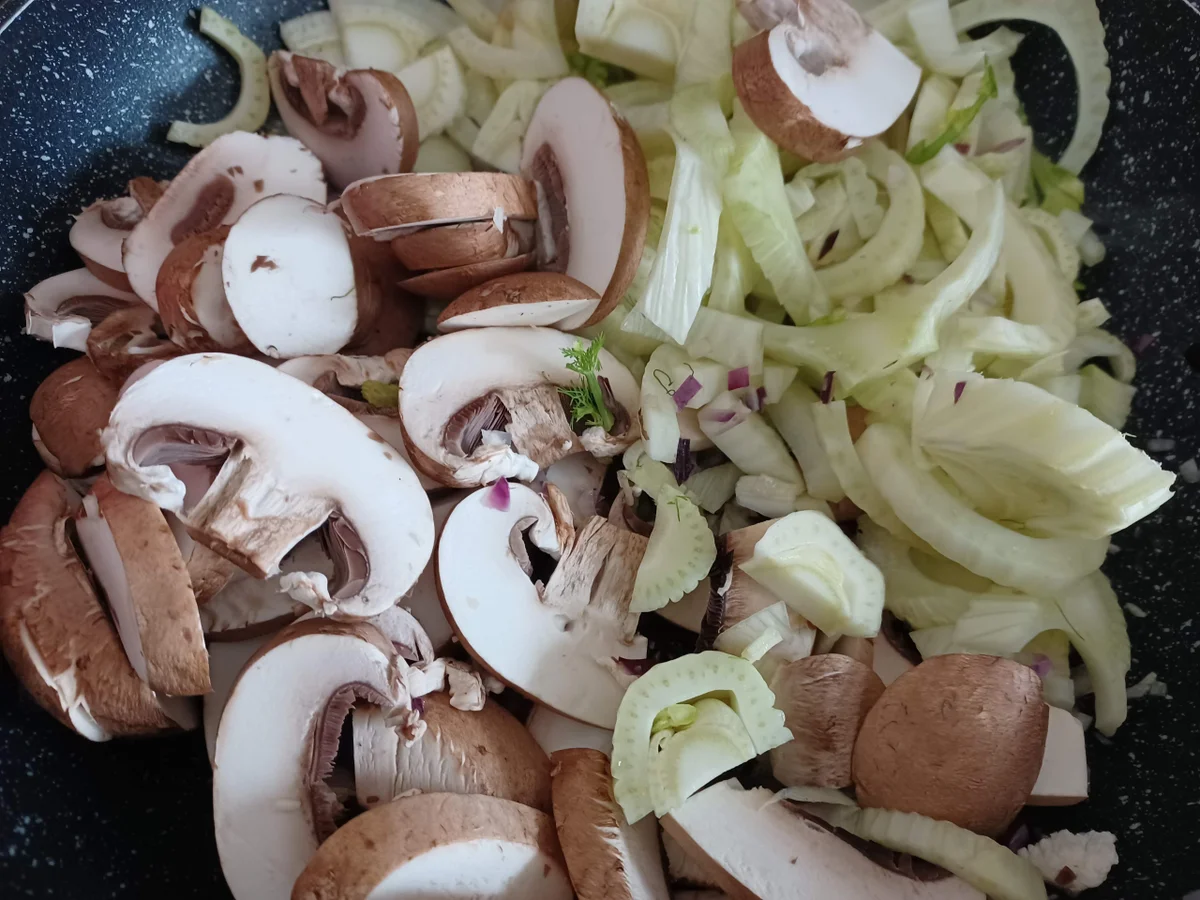 Nudeln in Pilz-Fenchel-Soße - Rezept - Bild Nr. 16659
