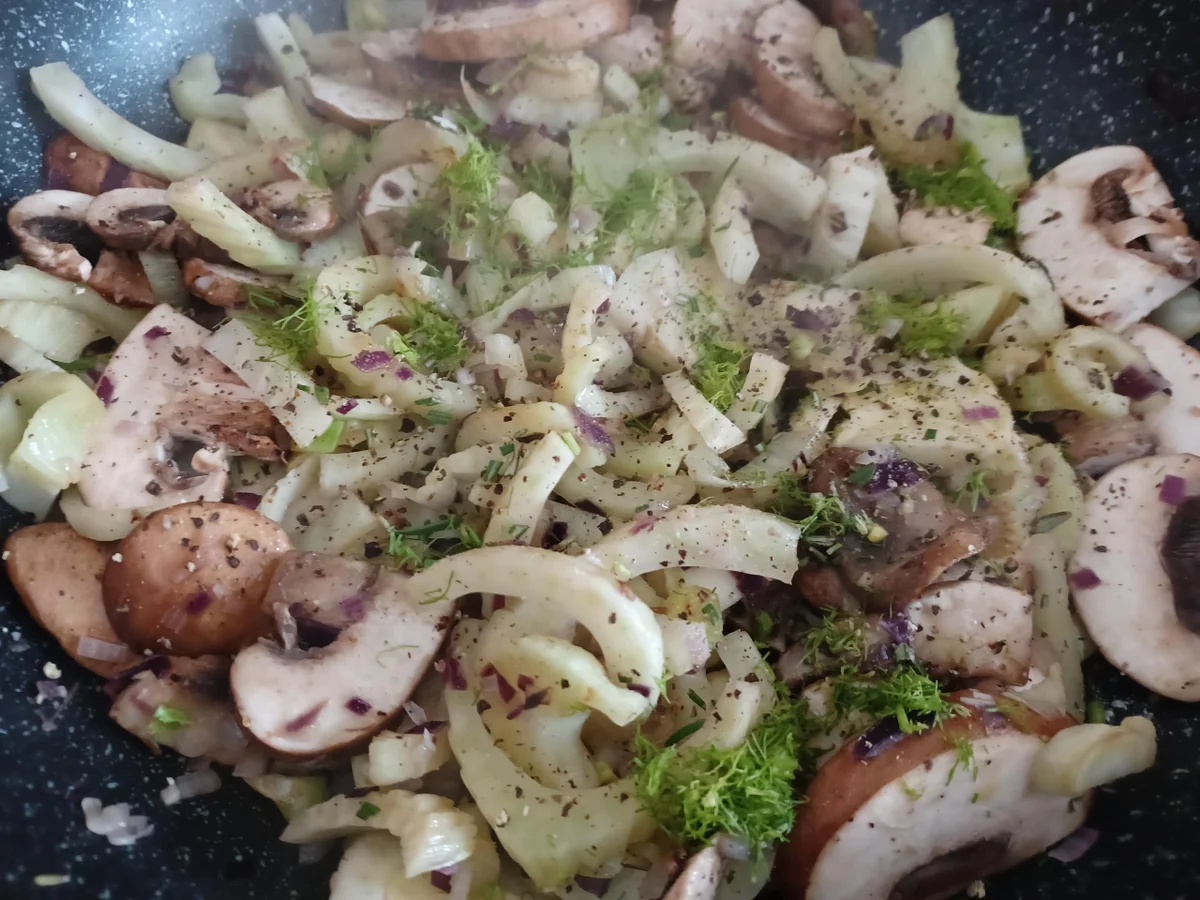 Nudeln in Pilz-Fenchel-Soße - Rezept - Bild Nr. 16660