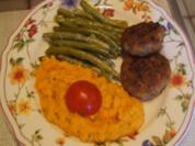Gefüllte-Frikadellen mit Busch-Bohnen und Süßkartoffel-Creme - Rezept - Bild Nr. 16654