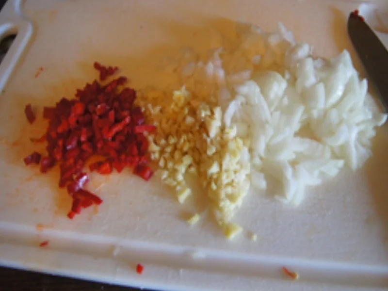 Rezept: Gefüllte-Frikadellen mit Busch-Bohnen und Süßkartoffel-Creme Bild Nr. 16656 Gefüllte-Frikadellen mit Busch-Bohnen und Süßkartoffel-Creme - Rezept - Bild Nr. 16656