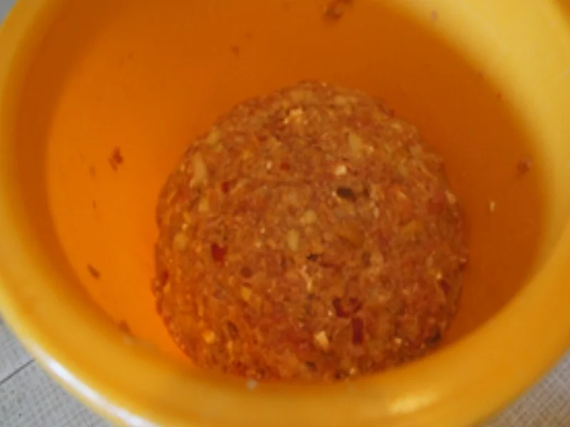 Rezept: Gefüllte-Frikadellen mit Busch-Bohnen und Süßkartoffel-Creme Bild Nr. 16658 Gefüllte-Frikadellen mit Busch-Bohnen und Süßkartoffel-Creme - Rezept - Bild Nr. 16658