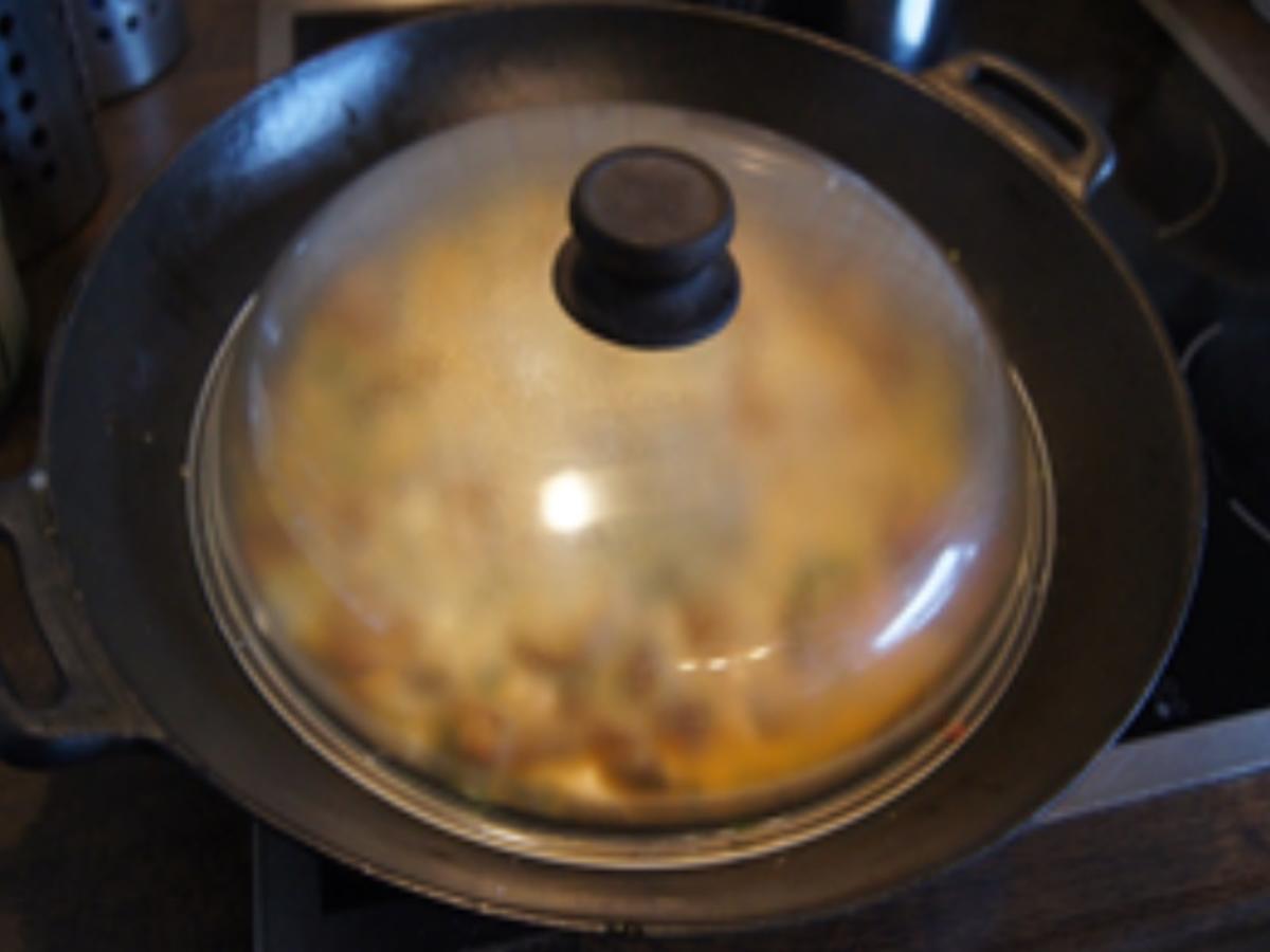 Rotes Hähnchencurry mit Champignons und Basmatireis - einfach - von MausVoh