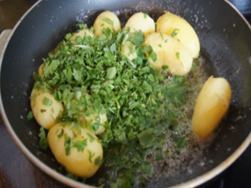 Rezept: Spargel mit Sauce-Hollandaise, Koch-Hinterschinken und Kräuter-Drillingen Bild Nr. 16661 Spargel mit Sauce-Hollandaise, Koch-Hinterschinken und Kräuter-Drillingen - Rezept - Bild Nr. 16661