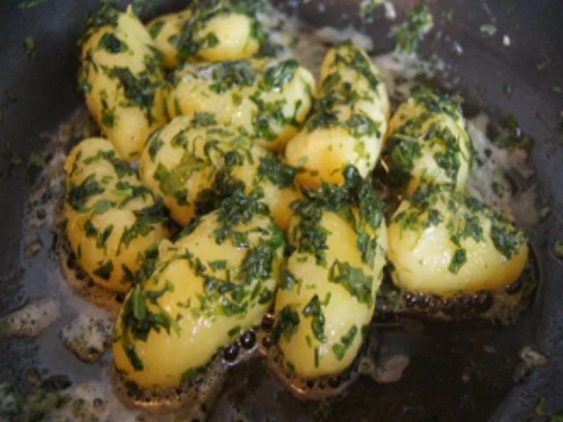 Rezept: Spargel mit Sauce-Hollandaise, Koch-Hinterschinken und Kräuter-Drillingen Bild Nr. 16662 Spargel mit Sauce-Hollandaise, Koch-Hinterschinken und Kräuter-Drillingen - Rezept - Bild Nr. 16662