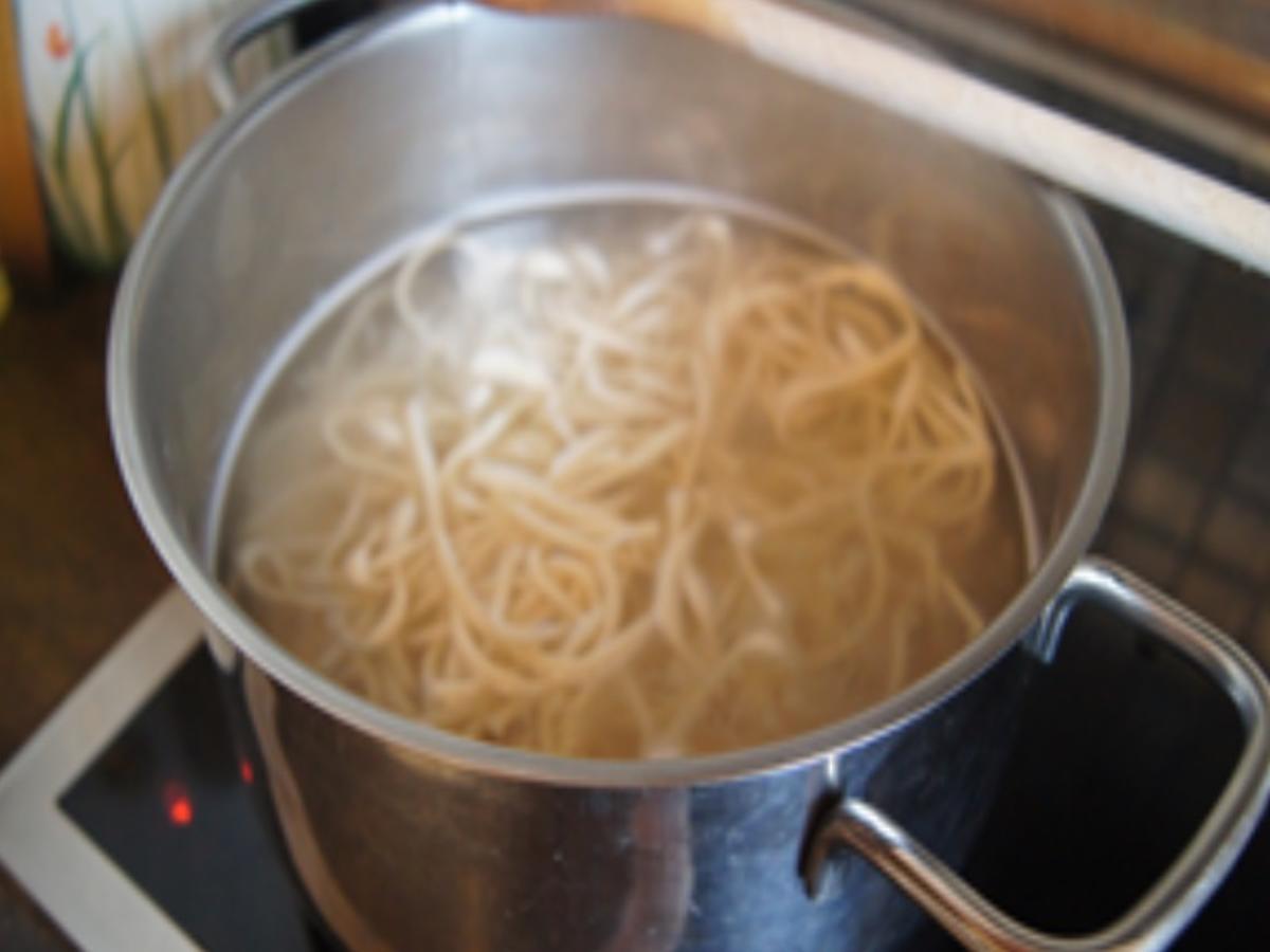 Mie Nudeln mit Hackfleisch und buntem Gemüse - einfach - von MausVoh