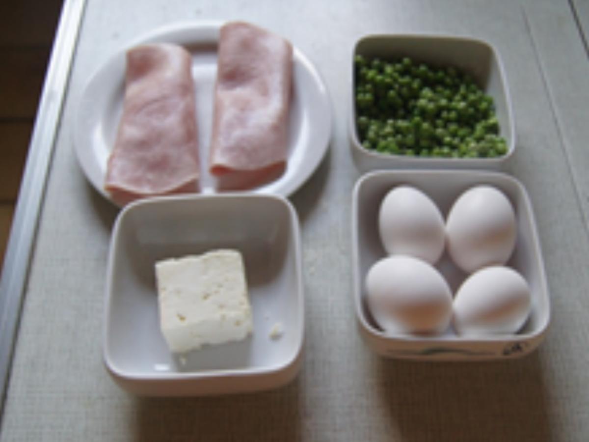Omelett mit Feta und gekochten Schinken - Rezept - Bild Nr. 3