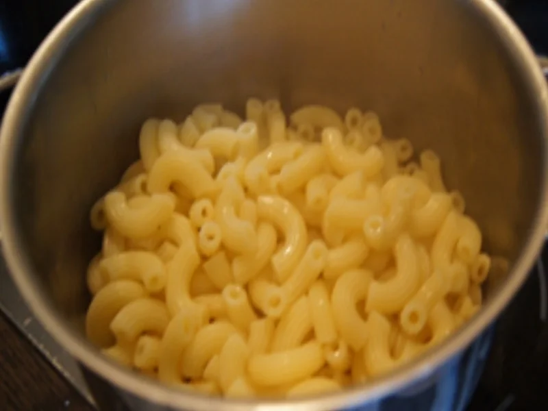 Hähnchenkeulen mit Paprikasauce und Hörnchen Nudeln - Rezept - Bild Nr. 11