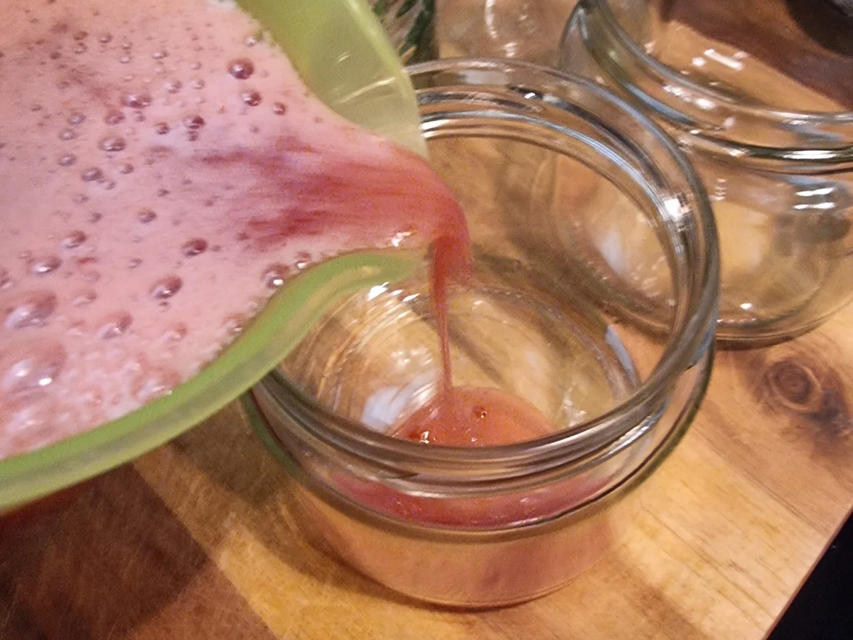 Rezept: Rosé-Johannisbeer-Gelee Bild Nr. 16661 Rosé-Johannisbeer-Gelee - Rezept - Bild Nr. 16661