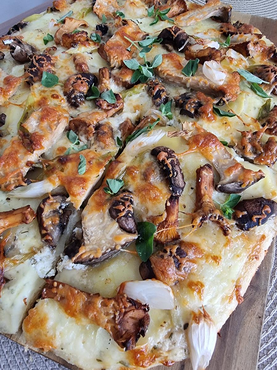 Kartoffel-Pizza mit Pilzen - Rezept - Bild Nr. 16674