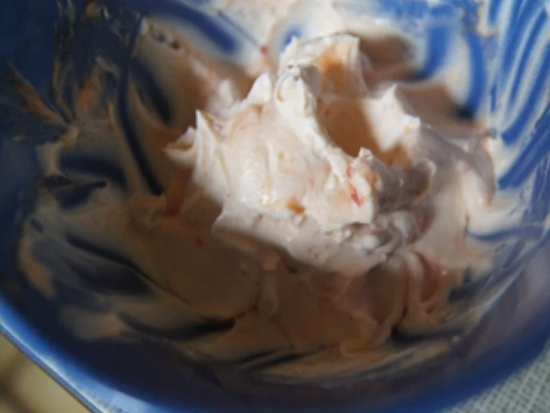 Rezept: Paprika-Nackensteak mit Bratpaprika, pikanten Frischkäse und Bauernbrot Bild Nr. 7 Paprika-Nackensteak mit Bratpaprika, pikanten Frischkäse und Bauernbrot - Rezept - Bild Nr. 7