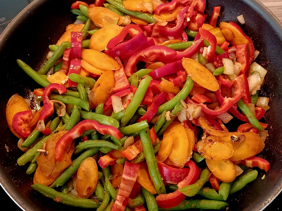 Gemüse-Curry mit Hähnchen - Rezept - Bild Nr. 16704