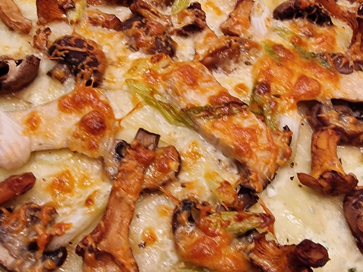 Kartoffel-Pizza mit Pilzen - Rezept - Bild Nr. 16718