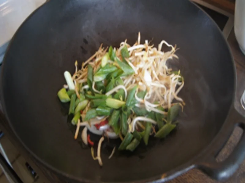 Reisbuletten mit gebratenen Sojabohnensprossen - Rezept - Bild Nr. 11