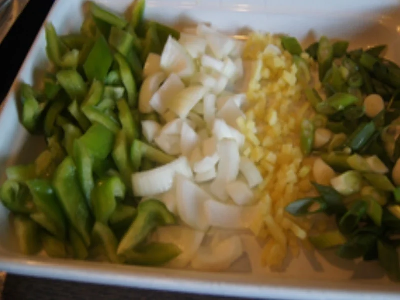 Rotes Garnelencurry mit Gemüse und Pellkartoffeln - Rezept - Bild Nr. 4