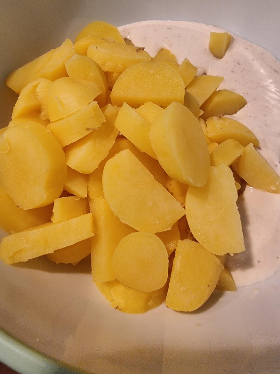 Kartoffelsalat mit Gurke und Apfel - Rezept - Bild Nr. 16707
