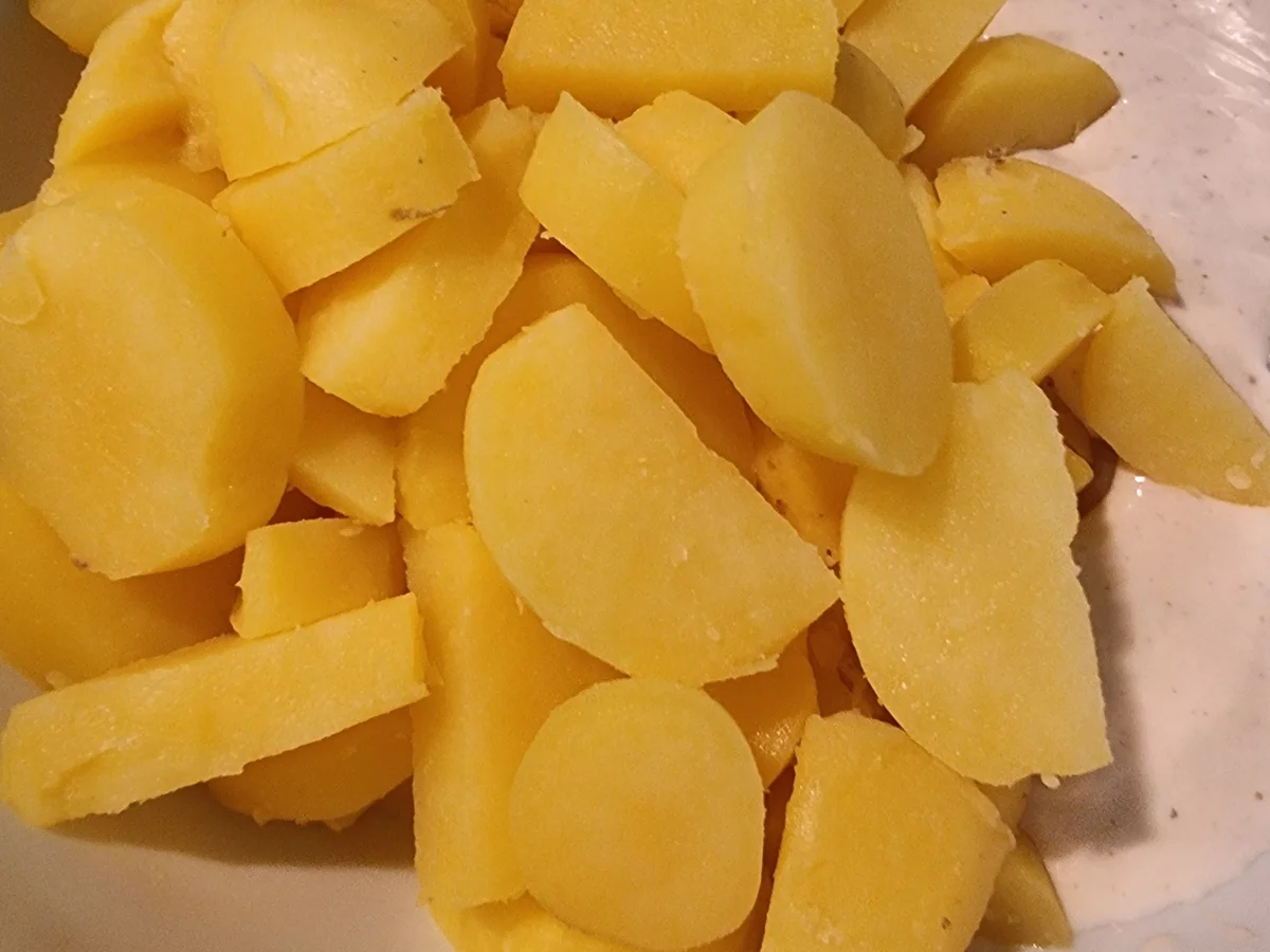 Kartoffelsalat mit Gurke und Apfel - Rezept - Bild Nr. 16707