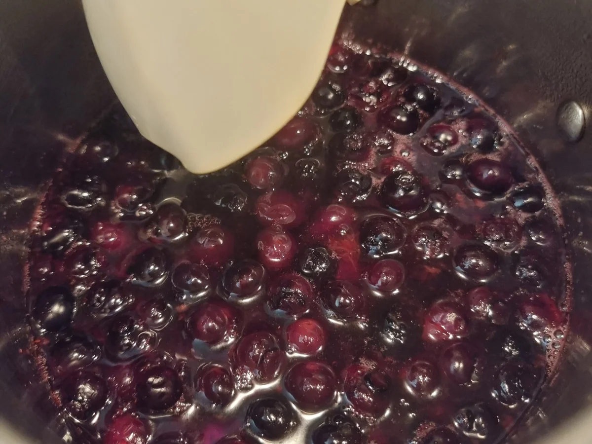 New York Chessecake mit Blaubeersauce - Rezept - Bild Nr. 16711