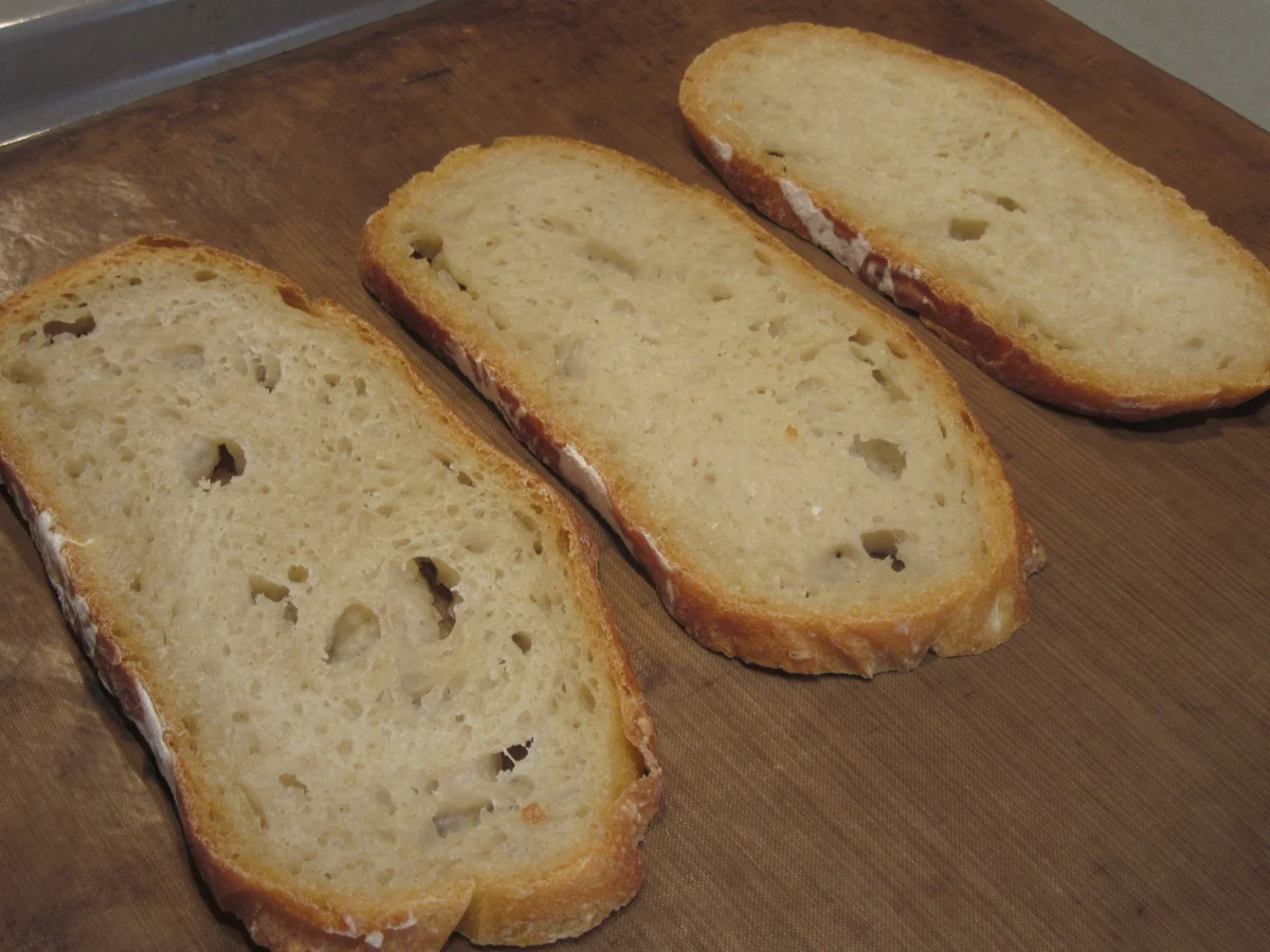 Rezept: Pikantes Backen: Crostini di Piselli Bild Nr. 16703 Pikantes Backen: Crostini di Piselli - Rezept - Bild Nr. 16703