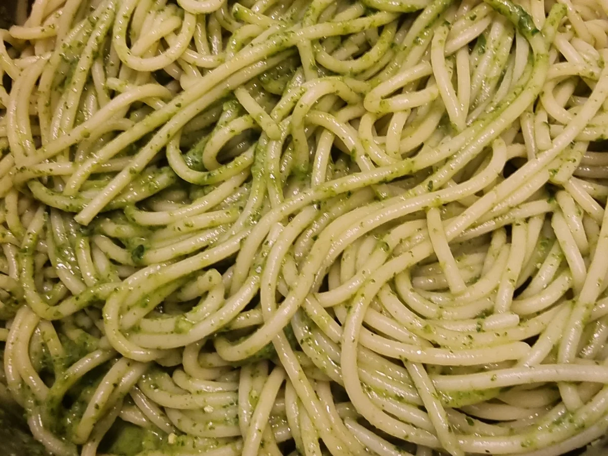 Spaghetti mit Spinat-Pesto - Rezept - Bild Nr. 16712
