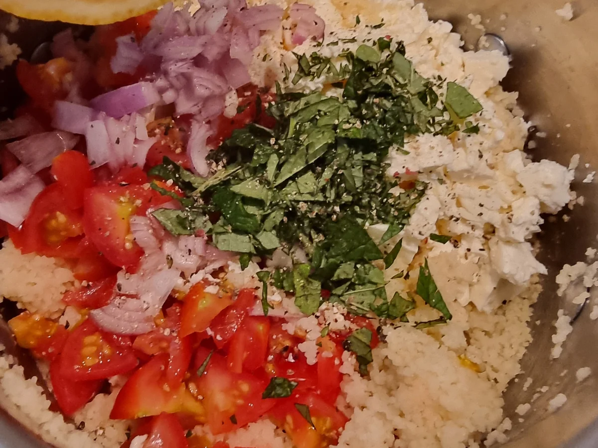 Gefüllte Paprika mit Couscous - Rezept - Bild Nr. 16705
