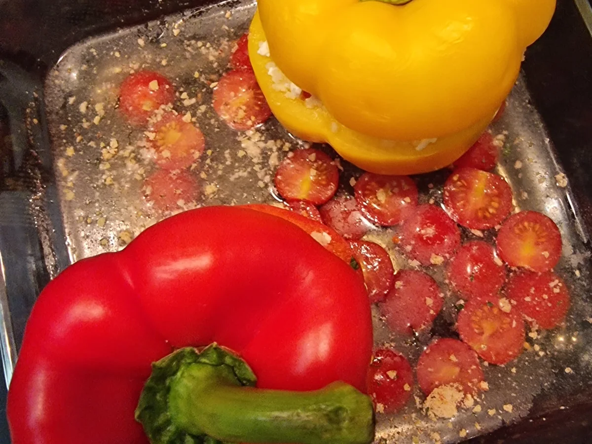 Gefüllte Paprika mit Couscous - Rezept - Bild Nr. 16709