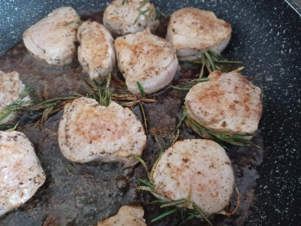 Rezept: Schweinefilet mit Zucchini Bild Nr. 16707 Schweinefilet mit Zucchini - Rezept - Bild Nr. 16707