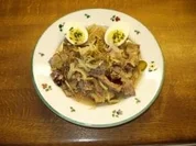 Saures Rindfleisch mir Zirbenessig und Kernöl - Rezept