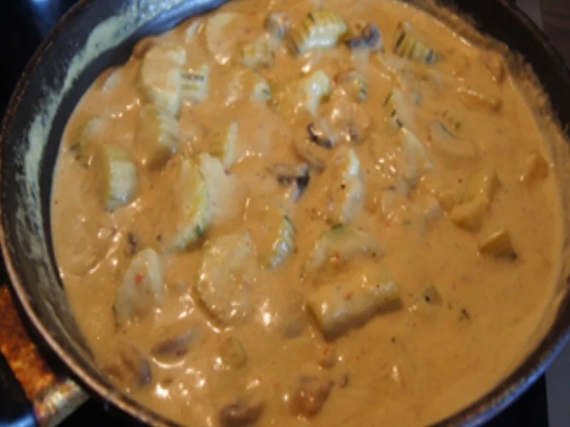 Zucchini-Champignon-Curry mit Basmatireis - Rezept - Bild Nr. 16714