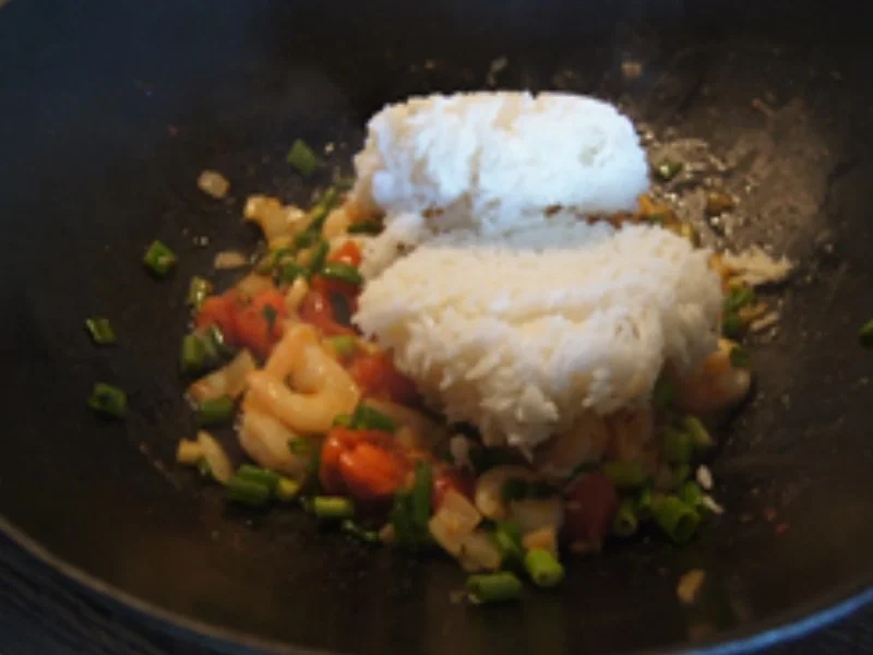 Rezept: Gebratener Basmatireis mit Garnelen und Spiegelei Bild Nr. 16709 Gebratener Basmatireis mit Garnelen und Spiegelei - Rezept - Bild Nr. 16709