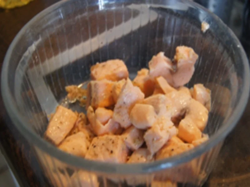 Rezept: Indonesischer Lachs-Wok mit Jasmin Reis Bild Nr. 9 Indonesischer Lachs-Wok mit Jasmin Reis - Rezept - Bild Nr. 9