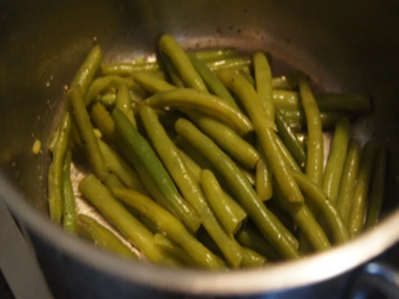 Matjesfilet nach Hausfrauen Art mit grünen Bohnen und Pellkartoffeln - Rezept - Bild Nr. 11