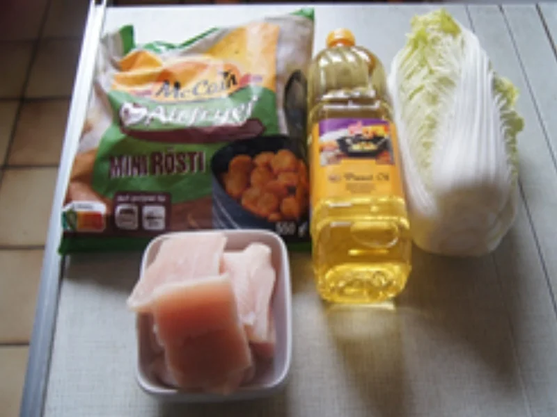 Rezept: Ausgebackenes Pangasius-Filet mit Mini-Rösti und Chinakohlsalat Bild Nr. 16706 Ausgebackenes Pangasius-Filet mit Mini-Rösti und Chinakohlsalat - Rezept - Bild Nr. 16706