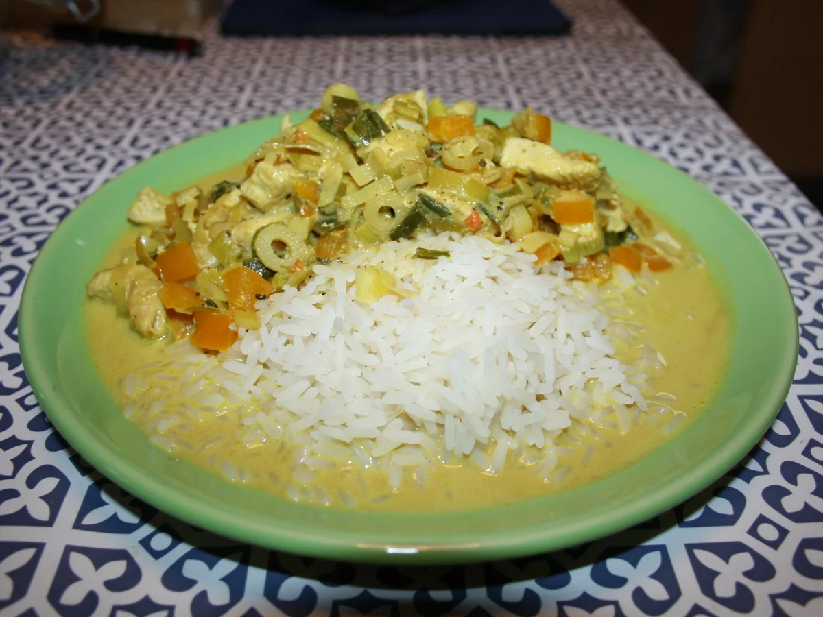 Curry - Lauch - Paprika - Puten Geschnetzeltes mit Reis - Rezept - Bild Nr. 16724