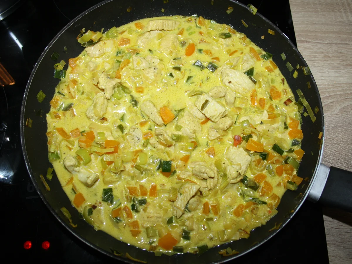 Curry - Lauch - Paprika - Puten Geschnetzeltes mit Reis - Rezept - Bild Nr. 16725