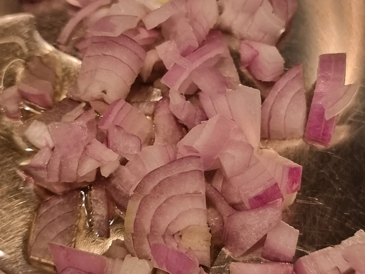 Linsenbällchen mit Spaghetti und Tomatensauce - Rezept - Bild Nr. 16733