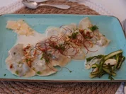 Teigtaschen, gefüllt mit Spargel und Pilzen mit Zitronen-Weißwein-Sauce - Rezept - Bild Nr. 16730