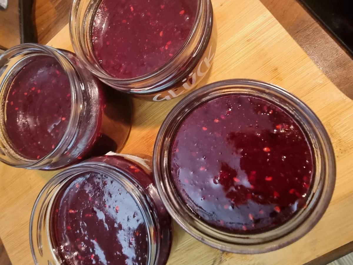 Rezept: Vierfrucht-Konfitüre Bild Nr. 16737 Vierfrucht-Konfitüre - Rezept - Bild Nr. 16737