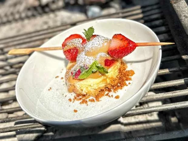 Cheese Cake mit gegrillten Früchtchen (Evelyn Burdecki) - Rezept - Bild Nr. 16730