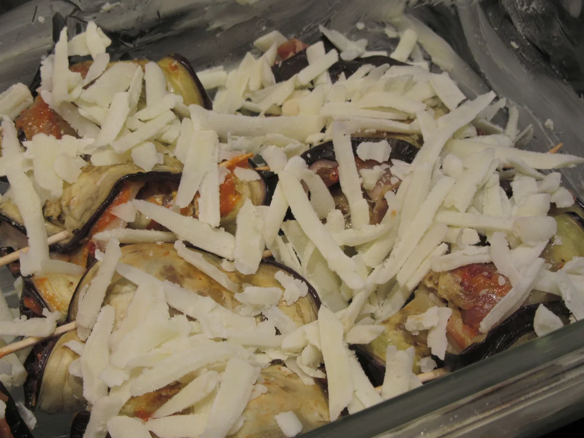 Gemüse: Auberginenröllchen, gefüllt - Rezept - Bild Nr. 16735