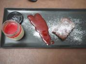 Panna Cotta mit Beerenspiegel und Schokoküchlein - Rezept - Bild Nr. 2