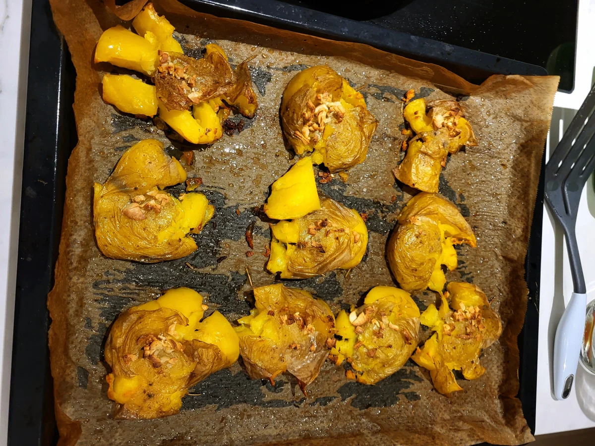 Rezept: Smashed Potatoes Bild Nr. 4 Smashed Potatoes - Rezept - Bild Nr. 4