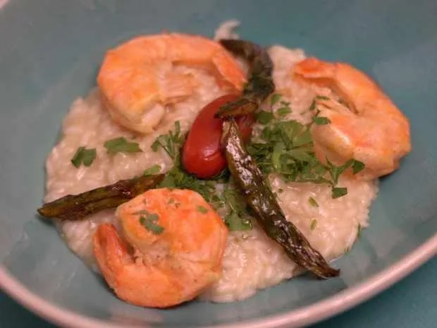 Zitronenrisotto mit grünem Spargel und Garnelen - Rezept - Bild Nr. 16735