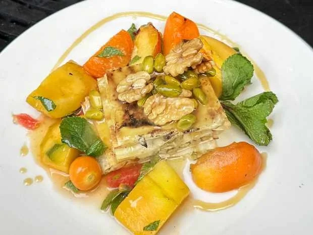 Baklava vom Grill mit gegrilltem Obstsalat (Eko Fresh) - Rezept - Bild Nr. 16735